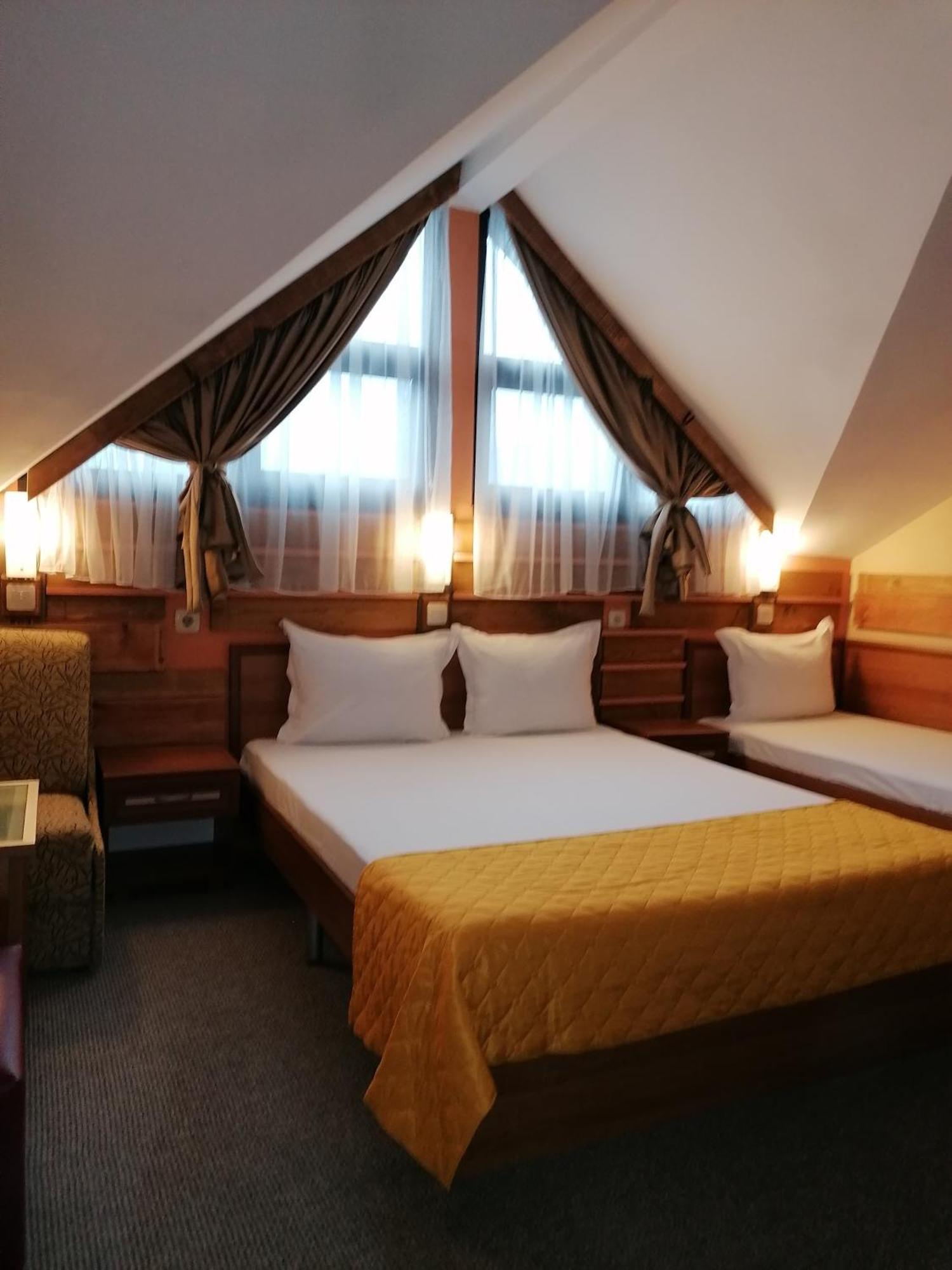 Boutique Guest House Ikonomov Bansko Eksteriør billede